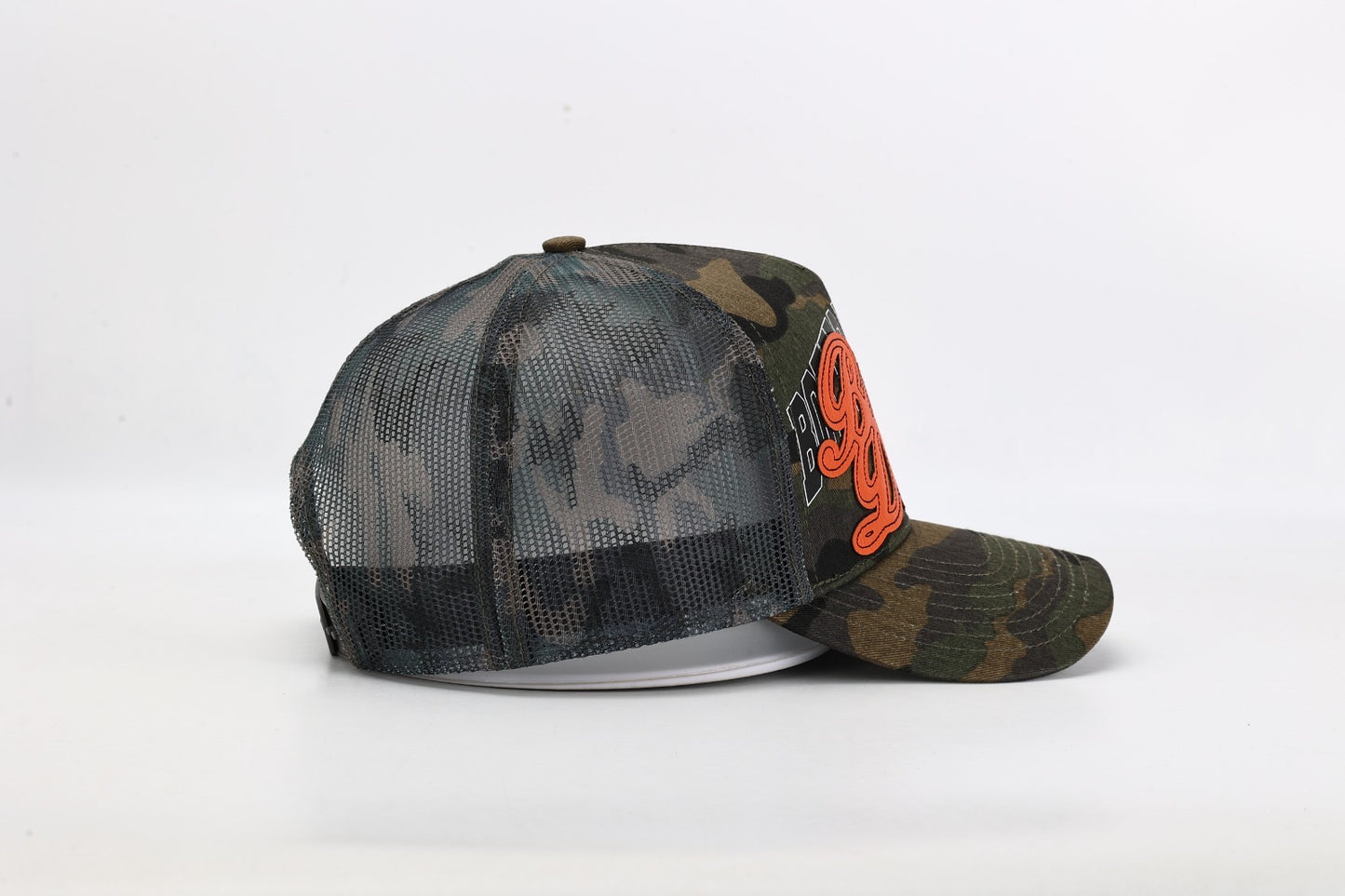 TRUCKER HAT (CAMO)