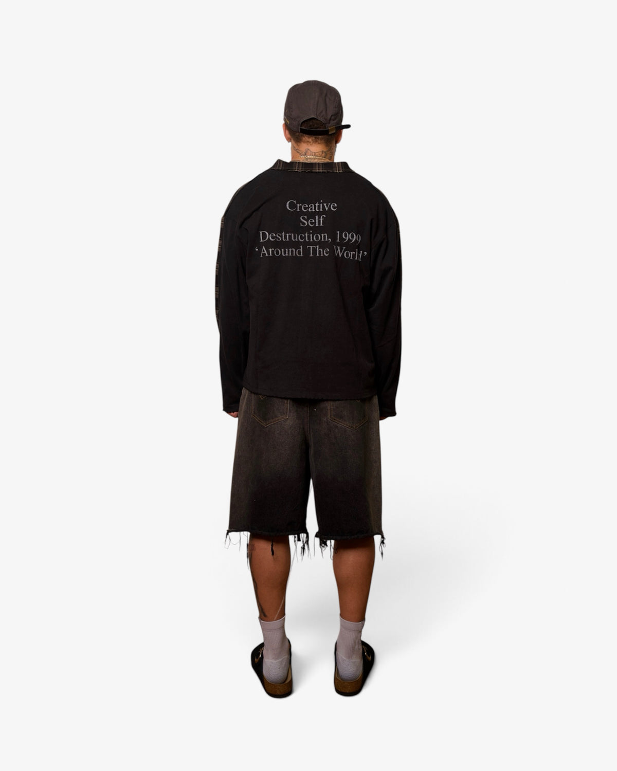 182 Shorts (Half Washed Black)