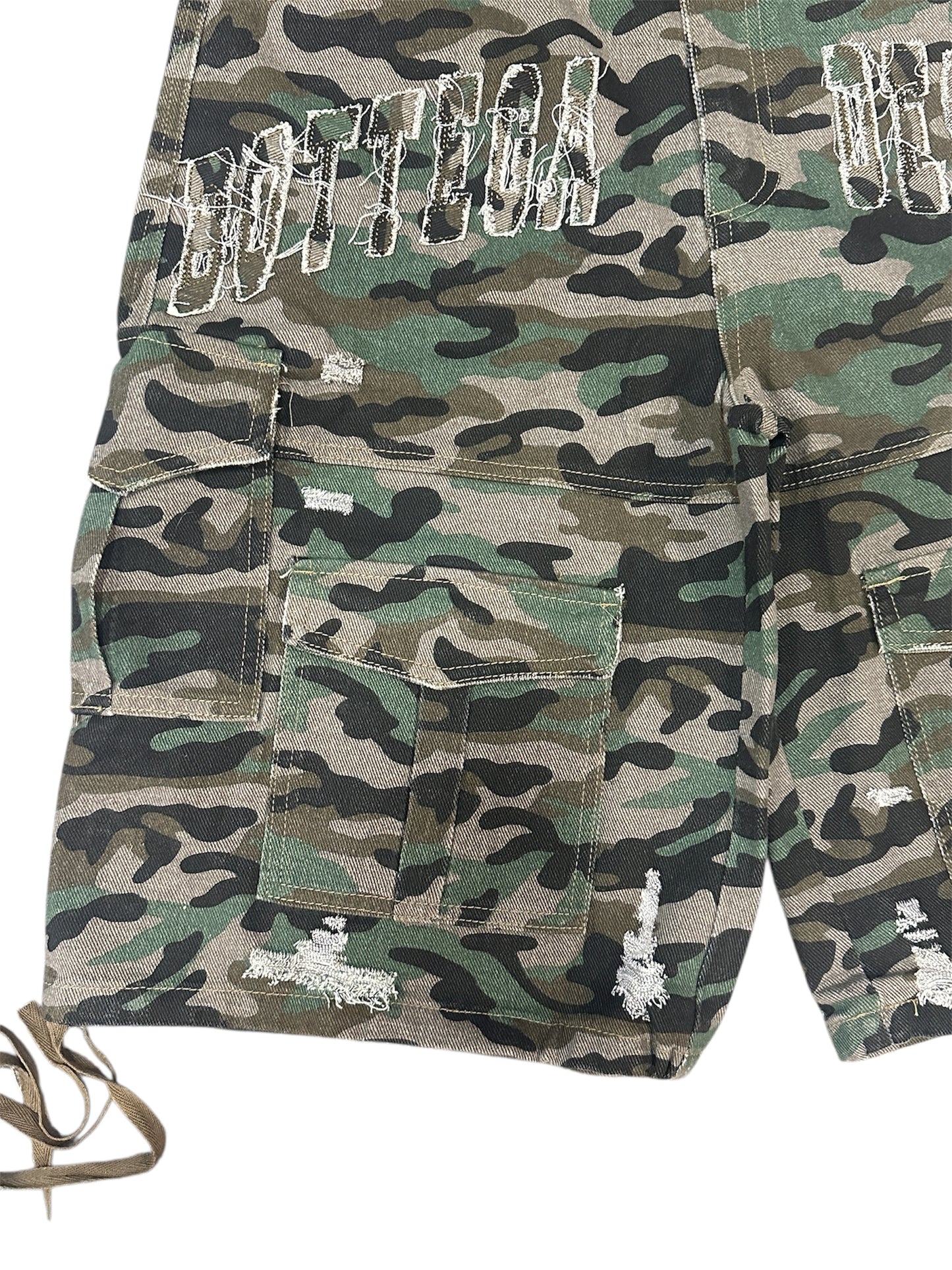 CAMO CARGO SHORTS